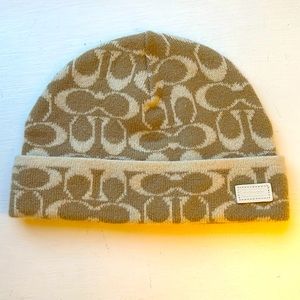 COACH cashmere logo cap